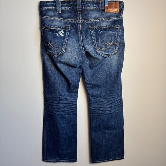 Silver Jeans Men's DECKER 925 Series Distressed Medium Wash Blue Jeans Tag: 34 - Picture 5 of 16